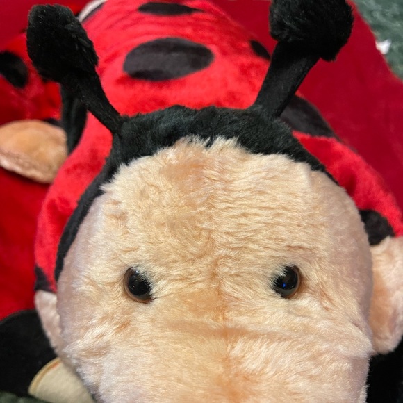 Kids Lady bug plush sleeping bag - Picture 7 of 15